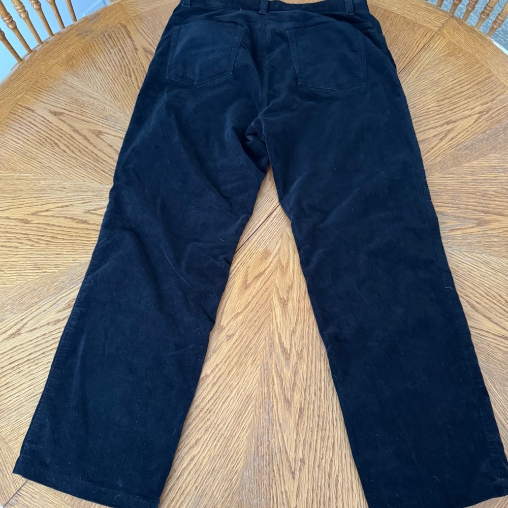 Jones New York Woman’s Black Straight Leg Corduroy Pants Jeans Trousers size 8